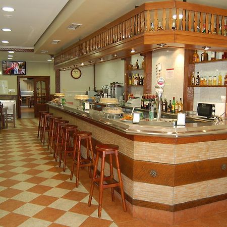 Bar Pension Restaurante Bidasoa Ιρούν Εξωτερικό φωτογραφία